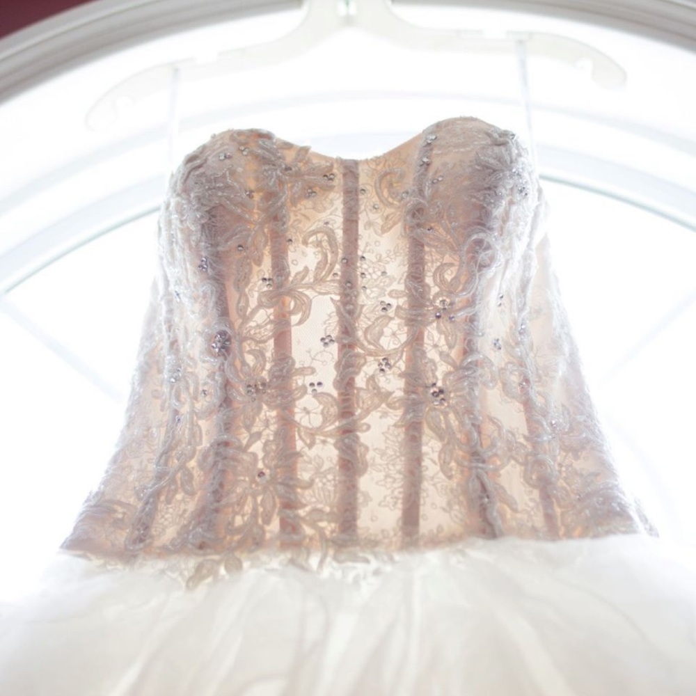 Oleg Cassini Wedding Dress